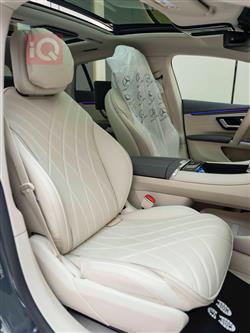 مێرسێدس بێنز EQS